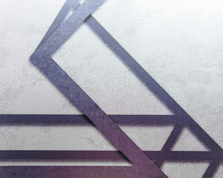 LGeometric Silver