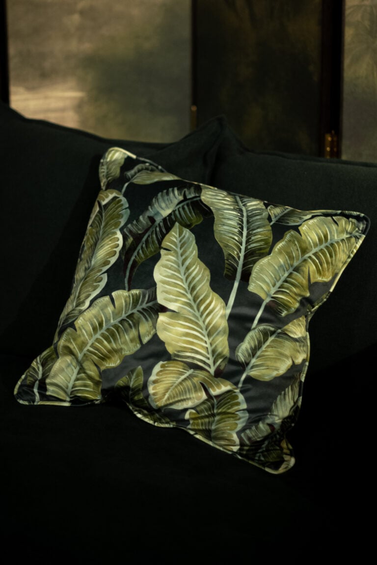 Leaves Emerald