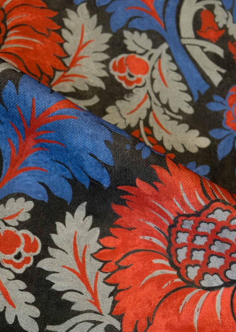 Chinese Damask Sapphire